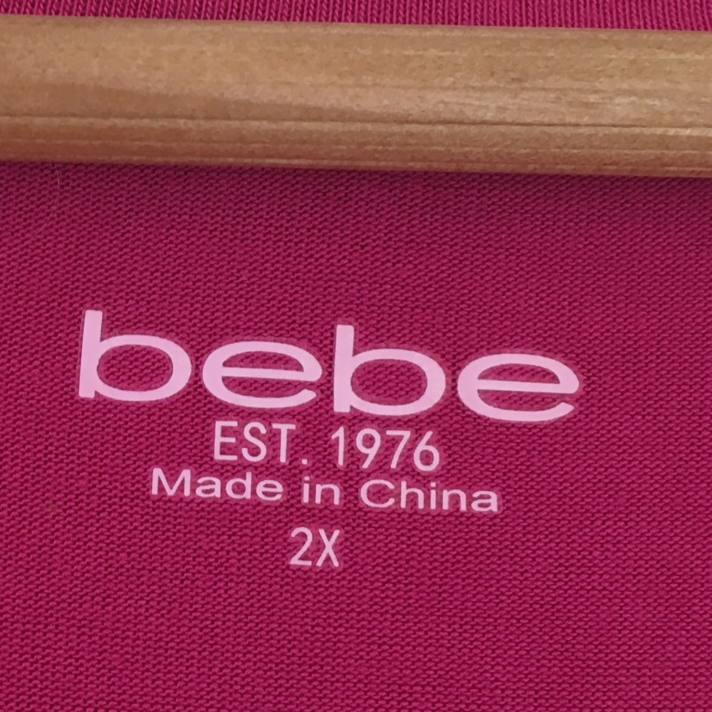 💕SOLD💕🆕 Bebe Rhinestone Spell Out Tee Shirt - Picture 3 of 5